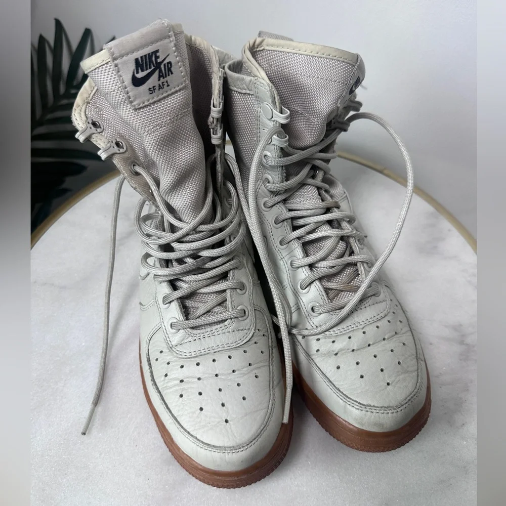 Wmns Vintage 1982 SF Air Force 1 Urban Utility  Military Design Sneakers Sz 7.5 - Picture 2 of 12